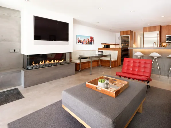 100 E Cooper Ave APT 3, Aspen, CO 81611