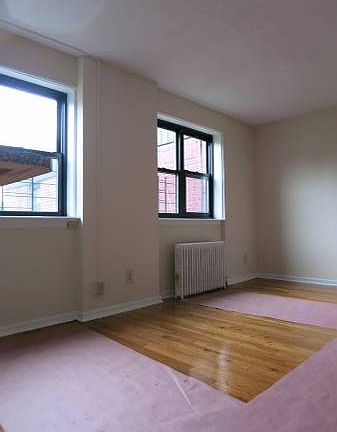 3rd image of 2015 24th St APT 3C