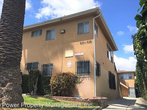 2nd image of 533 W 75th St #9091649