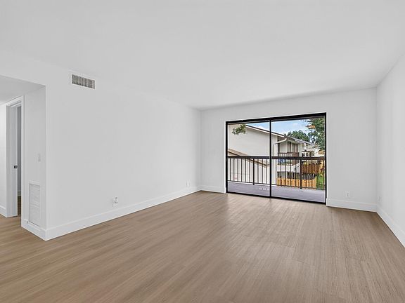 3rd image of 3404 Gardens E Drive #21B