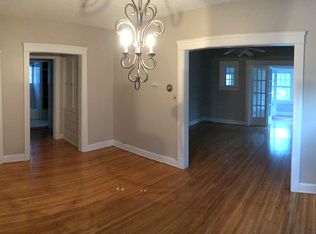 2320 Grandview Ave, Cleveland Heights, OH 44106
