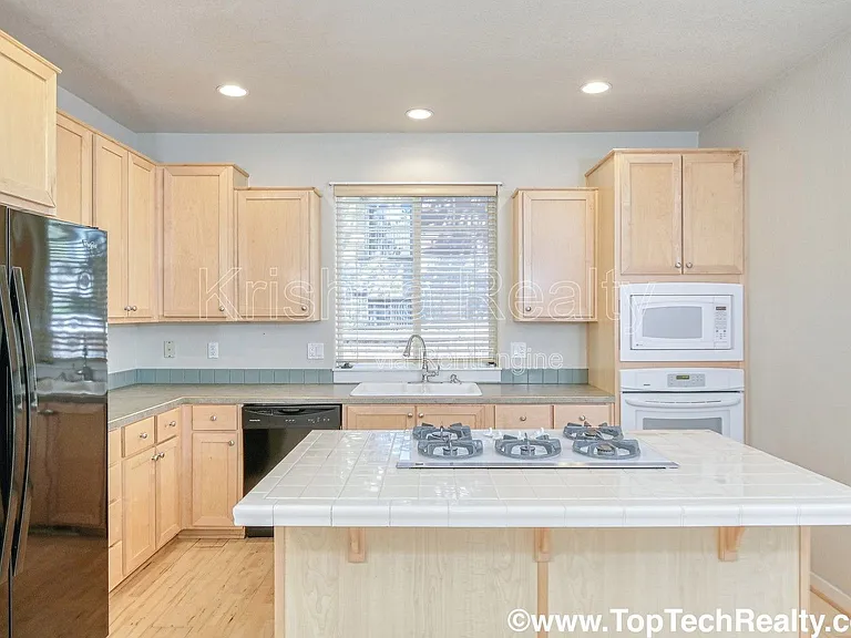 14705 SW Redbud Way — Photo 10