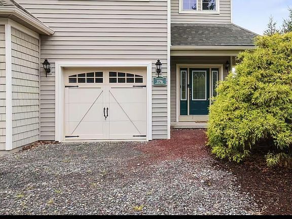 3rd image of 376 Linden Ct