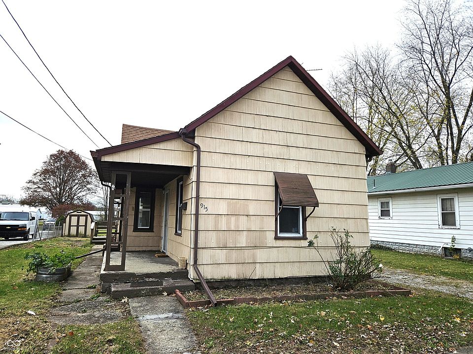 1st image of 915 James St