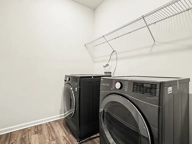 1007 Maylen Trce — Photo 21