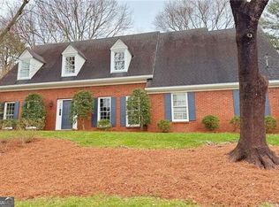 5547 Naylor Ct, Peachtree Corners, GA 30092