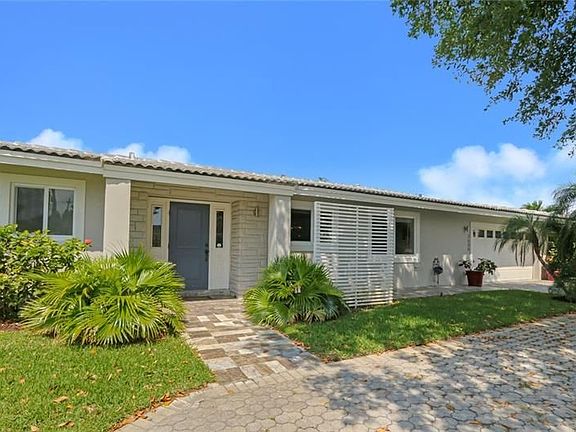 4th image of 3609 NE 25th Ave