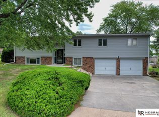 203 N 25th St, Ashland, NE 68003