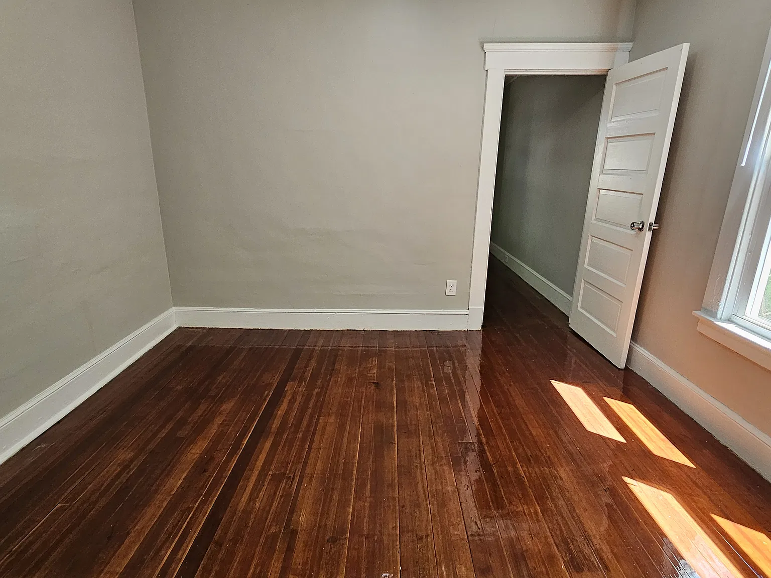 2 bed, $1,475 — Photo 2
