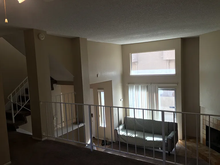 2030 S Bon View Ave #D — Photo 19
