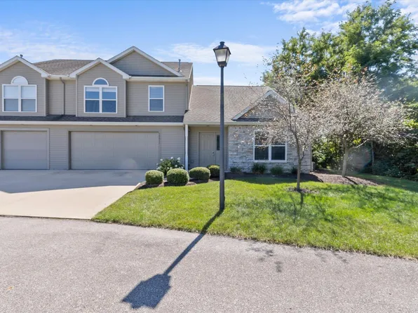 10015 Oak Trail Rd, Fort Wayne, IN 46825