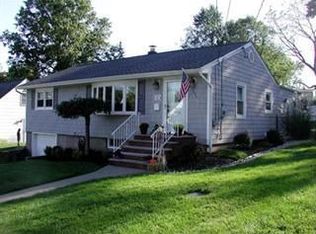 37 Claremont Ave, Totowa, NJ 07512