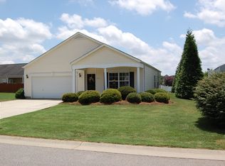 1010 Brookgreen Ln, Kernersville, NC 27284