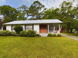 122 Shamrock Ave, Jesup, GA 31545