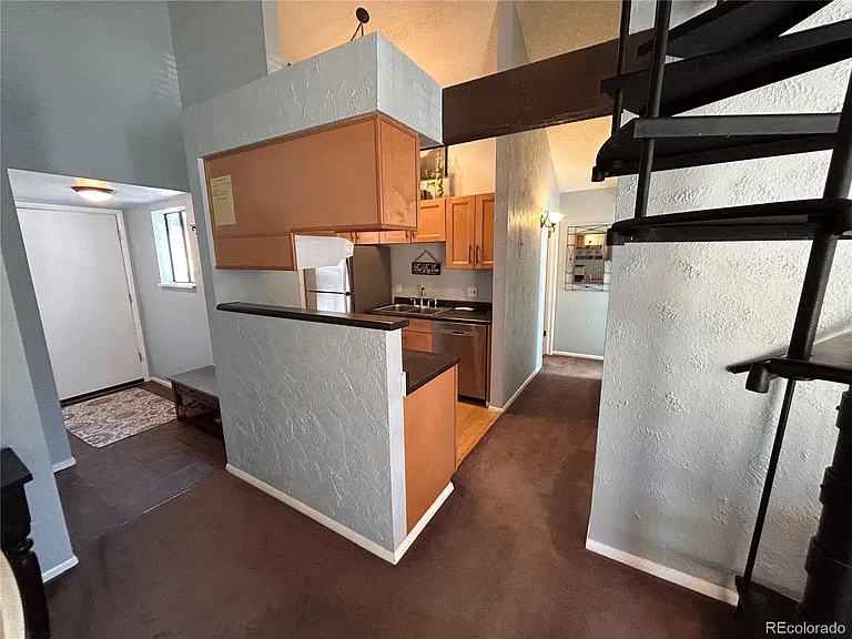 1901 Clear Creek Dr #D-301 — Photo 2