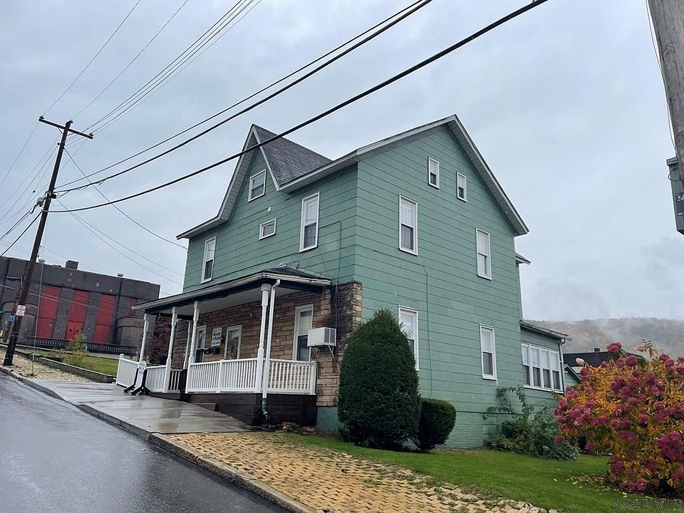 1st image of 218 Grant St