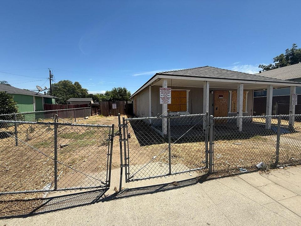 2nd image of 1019 S Cedar Ave