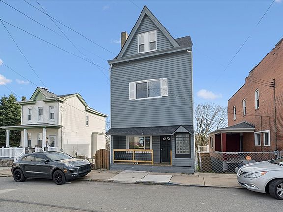 3rd image of 2636 Cobden St