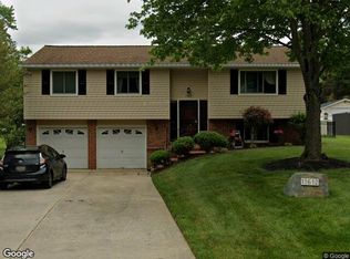 11612 Olympic Dr, Fort Washington, MD 20744