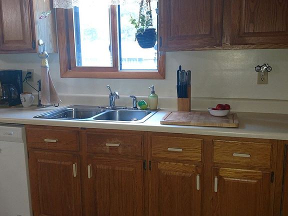 3rd image of 2140 S Cabin Ln