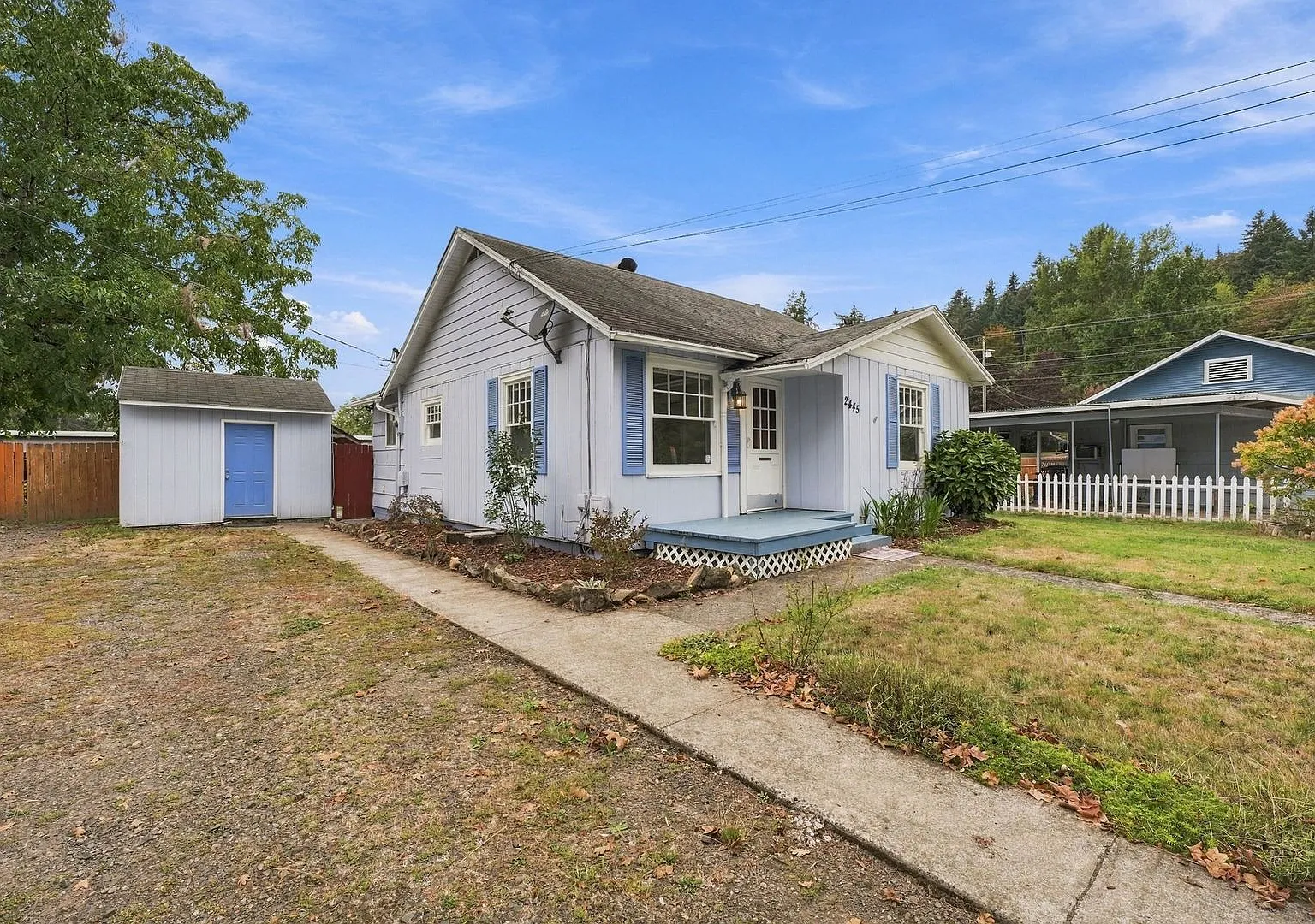 Charming 2-Bedroom Camas Home with Huge Partically Fenced Backyard & Locking Storage Shed — Photo 3