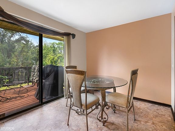 5th image of 2916 Nichols Dr