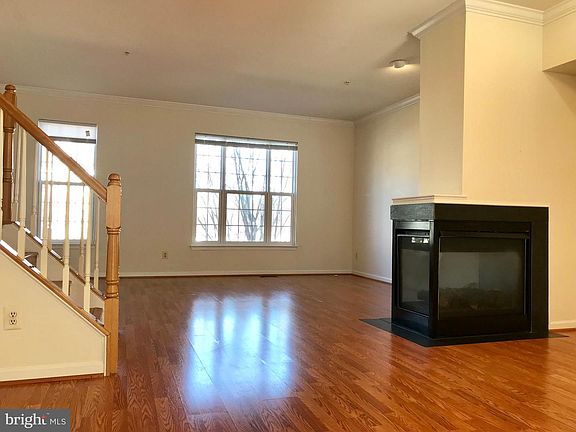 4th image of 9740 Washingtonian Blvd