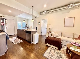 Roanoke Apartments, Kansas City, MO 64111