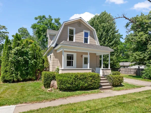 120 Sherman St, Brooklyn, MI 49230