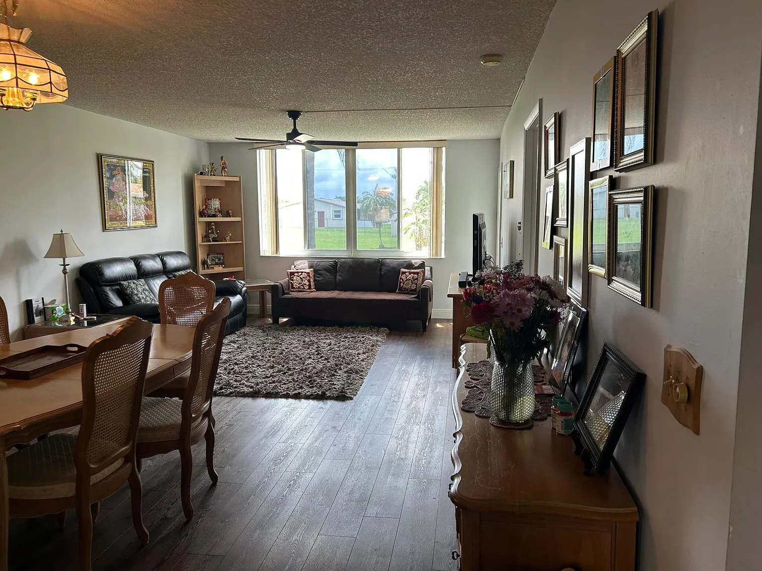 2 bed, 2.0 bath, 970 sqft, $1,700 — Photo 3