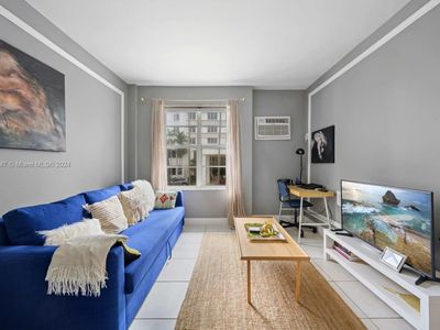 3030 Collins Ave APT 2B, Miami Beach, FL, 33140