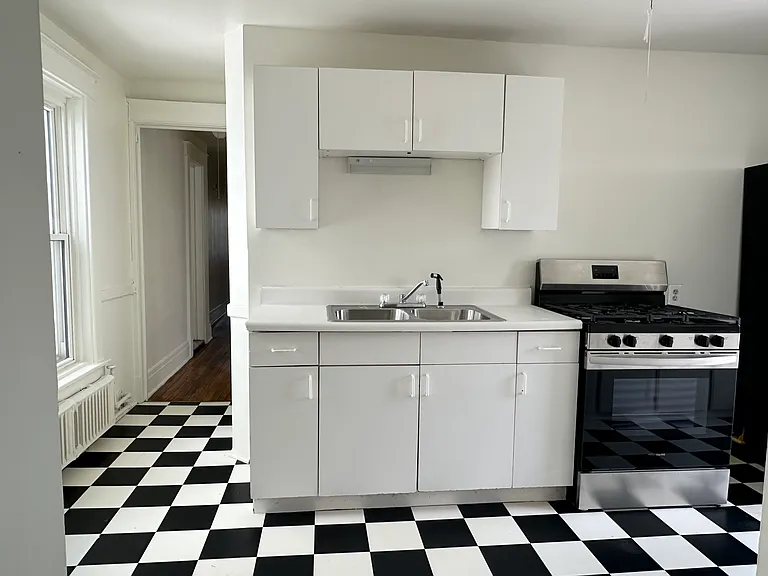 12 Colonial Cir #5 — Photo 11