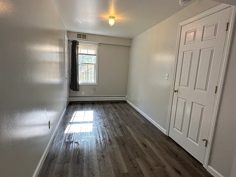 31 Squire Hill Rd — Photo 10