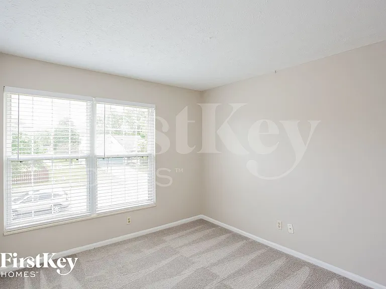 9466 Fairview Pkwy — Photo 8