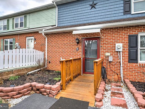 2nd image of 7 Winding Way