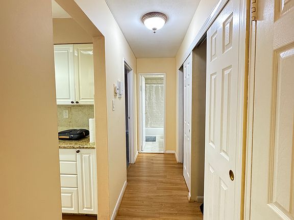 4th image of 121 Cortelyou Ave APT 2