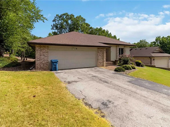 6 Teresa Dr, Bella Vista, AR 72715