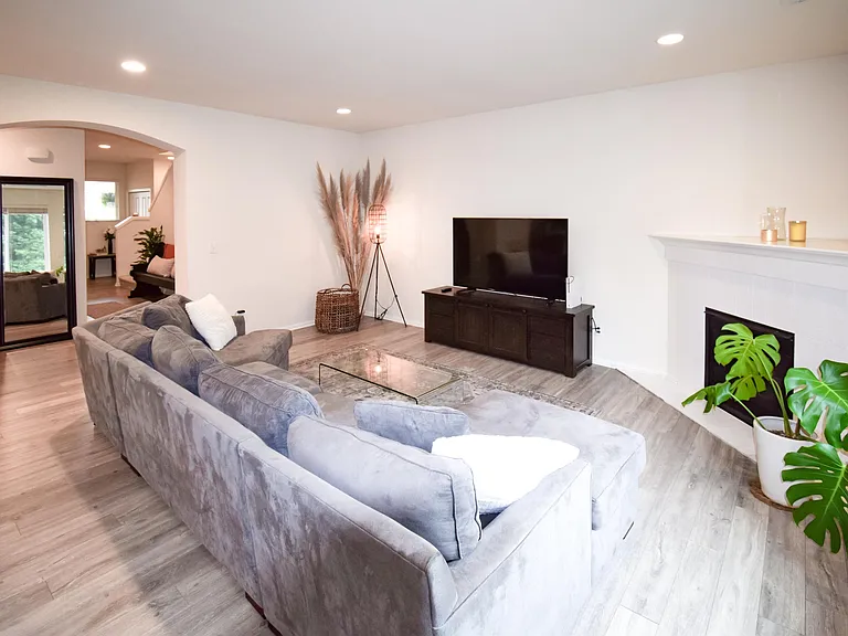 4721 Joppa St SW — Photo 11