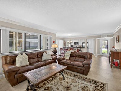 112 Brackenwood Road, Palm Beach Gardens, FL, 33418