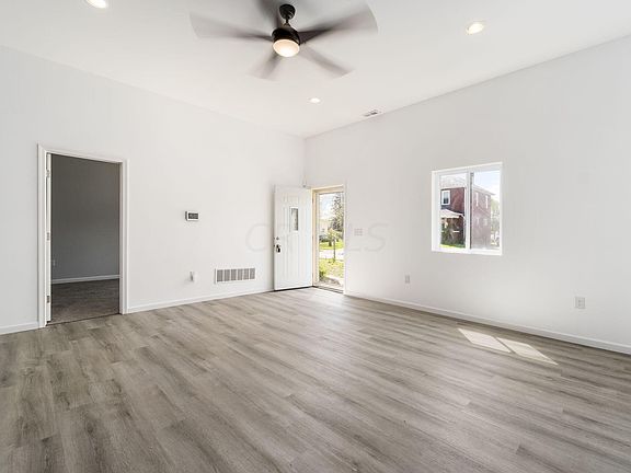 4th image of 1524 Briarwood Ave