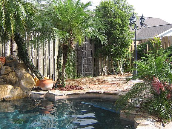 Tropical Pool & Waterfalls