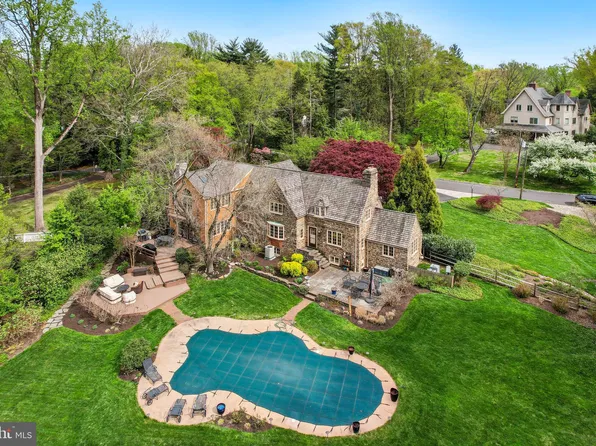 1536 Warner Rd, Jenkintown, PA 19046