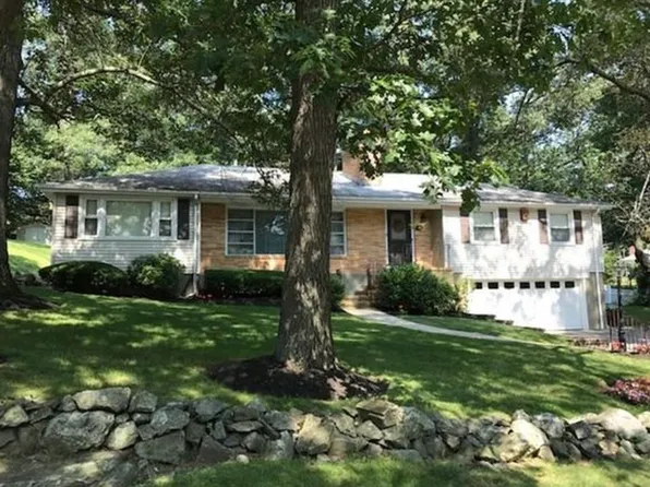 174 Forest St, Waltham, MA 02452