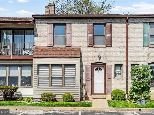 11 West Ct #11, Wilmington, DE 19810