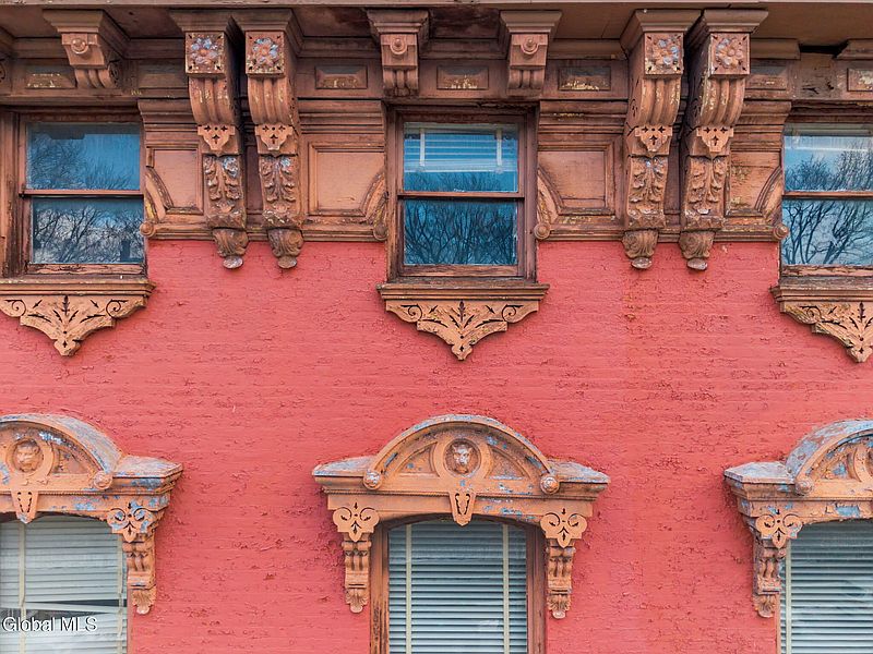6th image of 93 Ten Broeck Street