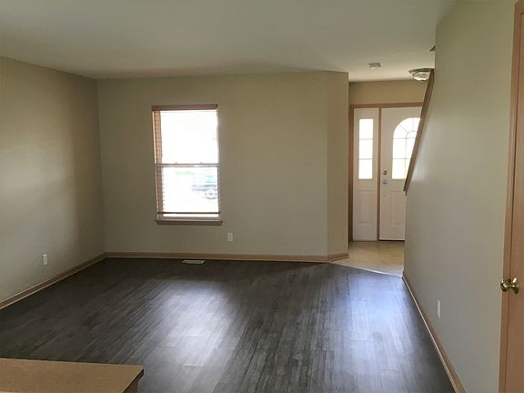 2nd image of 1006 N Hearthstone St