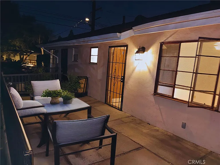 843 W Walnut Ave #B — Photo 12