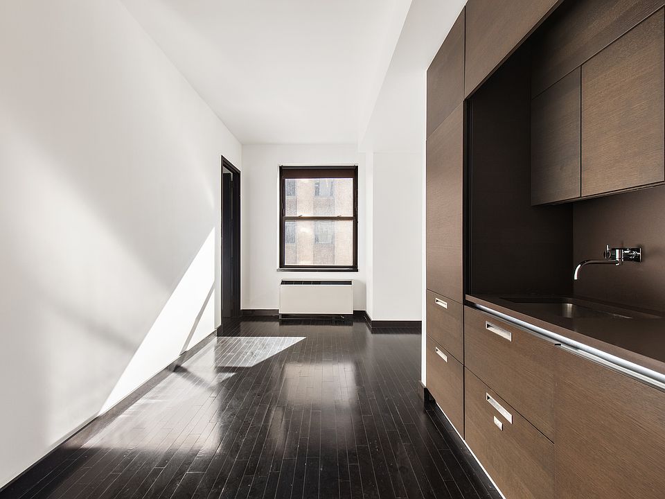 1st image of 20 Pine St APT 1803