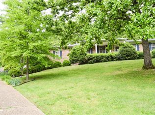 1759 N Applebury Dr, Fayetteville, AR 72701