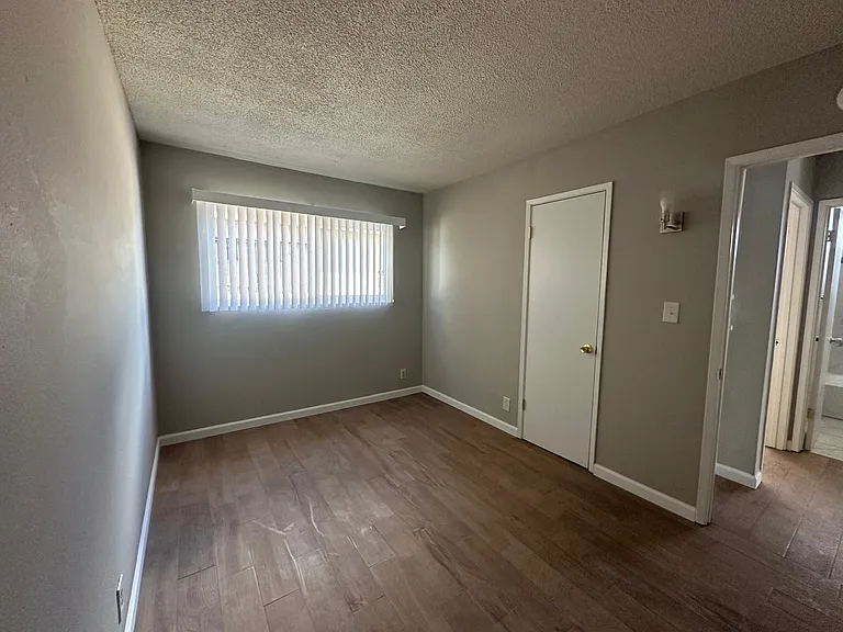 1801 Puente Ave #3 — Photo 17